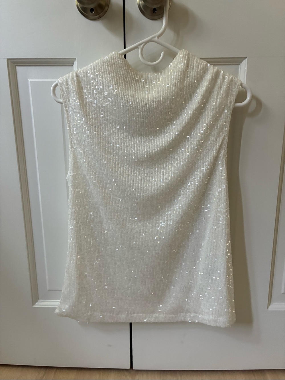 Women's Sleeveless Sequin Tank Top - White